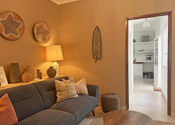 Casa Salinas, Elegant Flat W Patio In Taviras Historical Centre